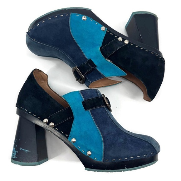 John Fluevog Shoes - John Fluevog “Amor” Summer of Love Suede Clog Heels – Blue/Teal Approx Sz 8